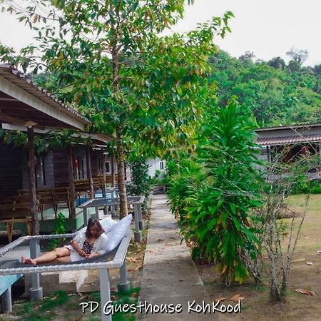 Pd Guesthouse Ko Kut Exterior photo